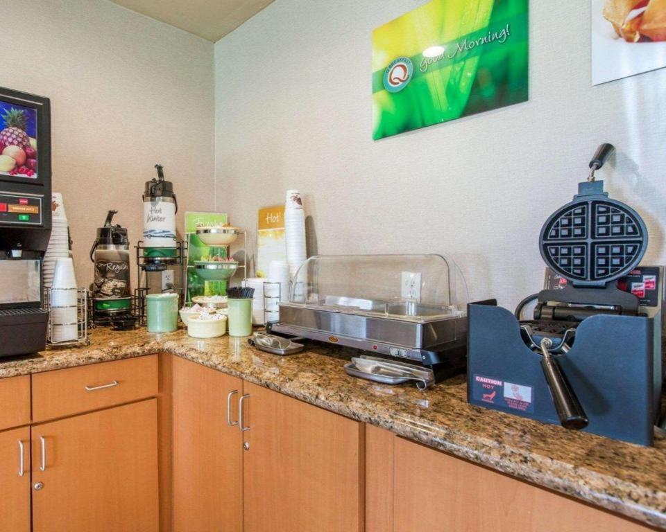 Quality Inn San Bernardino Luaran gambar
