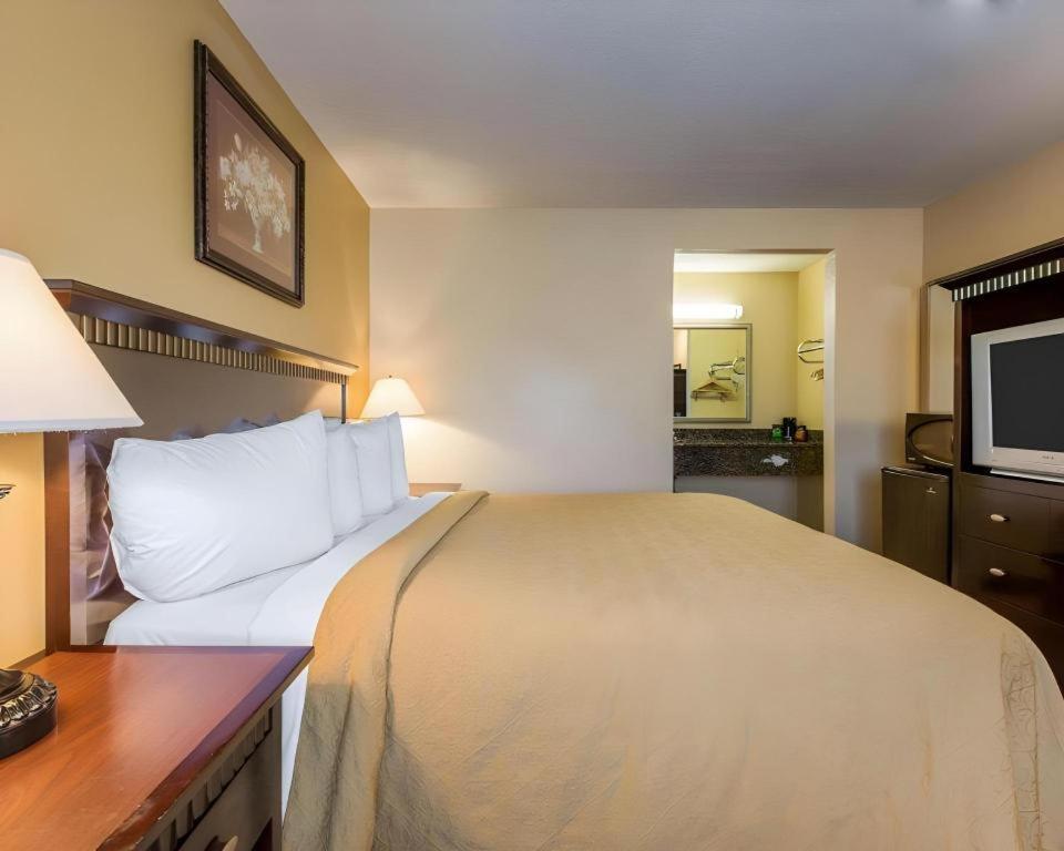 Quality Inn San Bernardino Luaran gambar