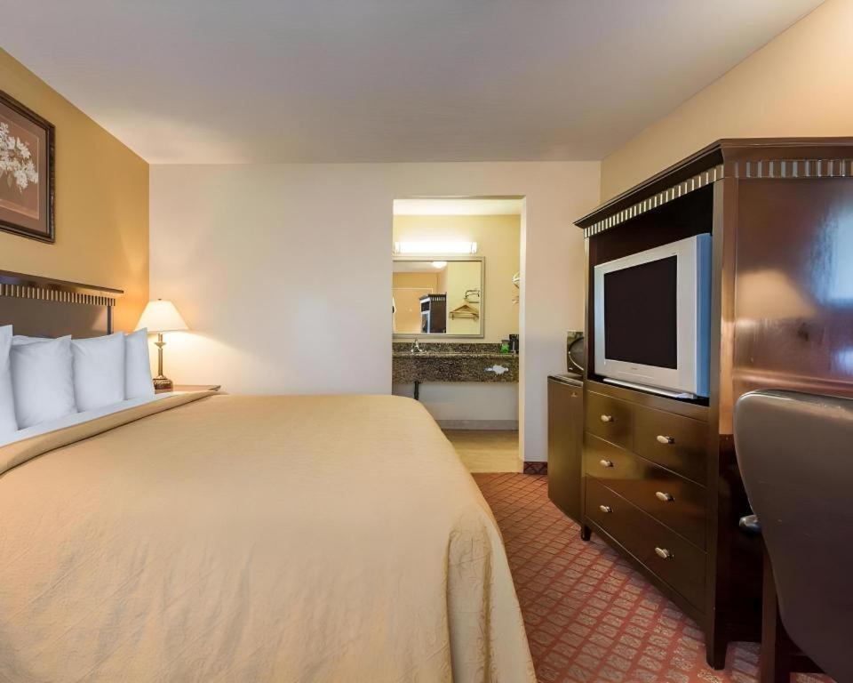 Quality Inn San Bernardino Luaran gambar