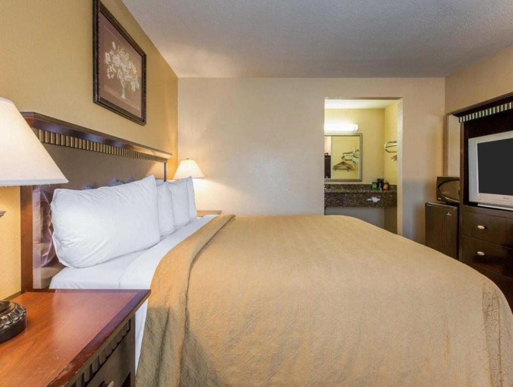 Quality Inn San Bernardino Luaran gambar