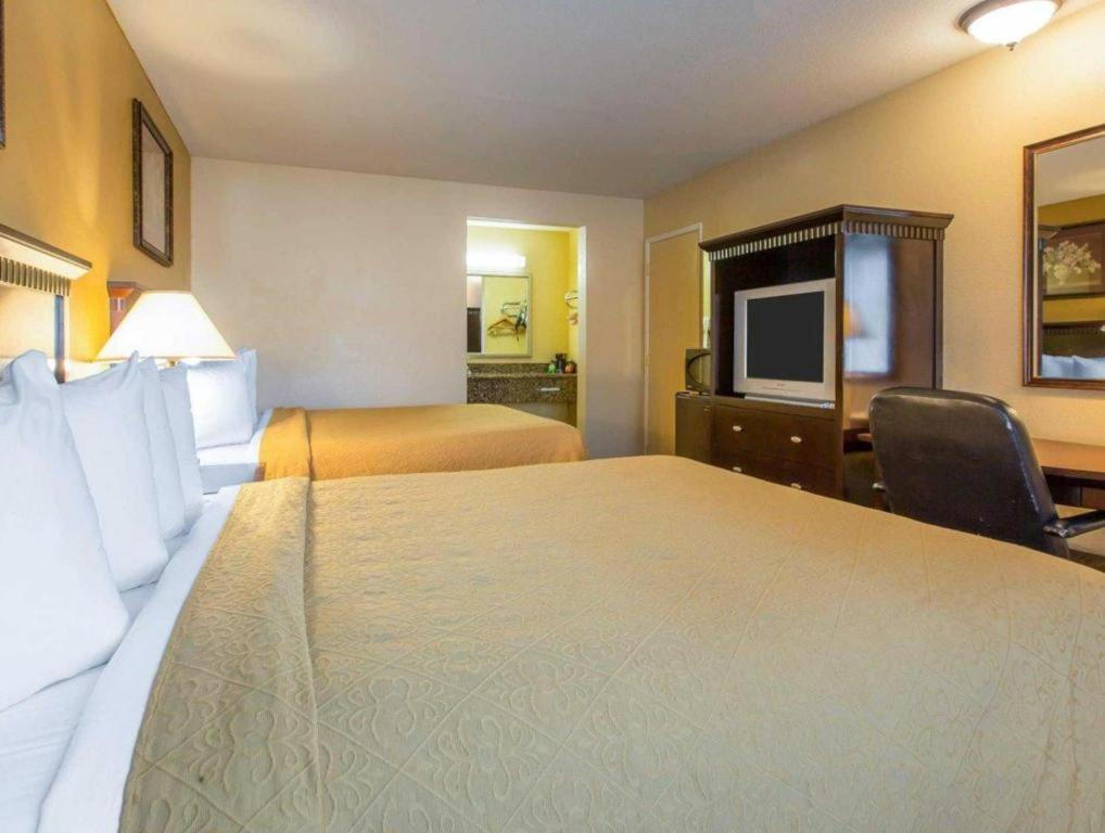 Quality Inn San Bernardino Luaran gambar